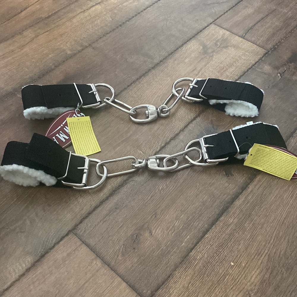 NWT Hobbles